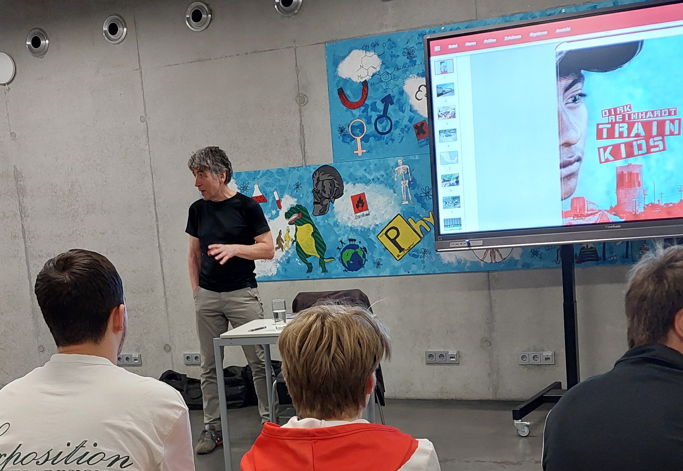 Mehr über den Artikel erfahren Autorenlesung in der Amperschule