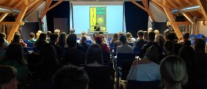 Mehr über den Artikel erfahren Autorenlesung Dirk Reinhardt: „No Alternative“