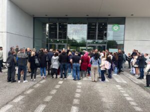 Mehr über den Artikel erfahren Herzlich willkommen an unserer Schule – Der erste Schultag der neuen 5. Klassen